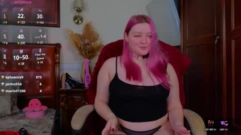 Snapshot of unholy_lady chatting on 12.03.24 Unholy Lady online show from 12.03.24