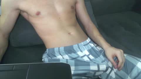 Snapshot of uniqueboy22 chatting on 03.24.26 uniqueboy22 online show from 03.24.26