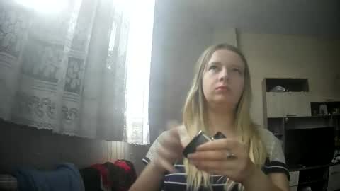 Snapshot of universeemily chatting on 10.11.25 UniverseEmily online show from 10.11.25