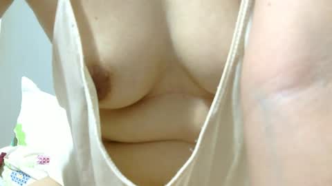 Snapshot of unpenetrated chatting on 05.15.26 unny online show from 05.15.26
