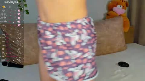 Snapshot of unrealsexy chatting on 10.04.25 Sofie Ross online show from 10.04.25