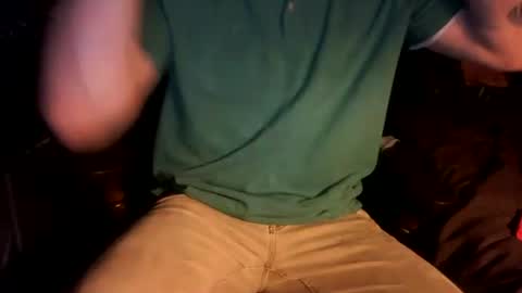 Snapshot of untouchableace84 chatting on 12.23.25 untouchableace84 online show from 12.23.25