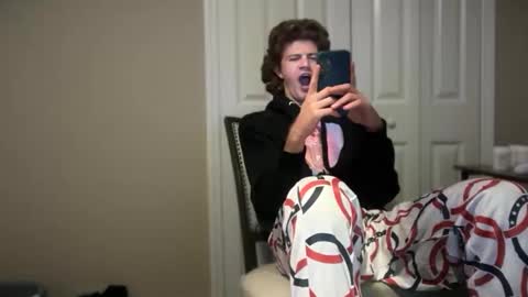 Snapshot of unverifiedbwc chatting on 10.26.25 Stepbro online show from 10.26.25