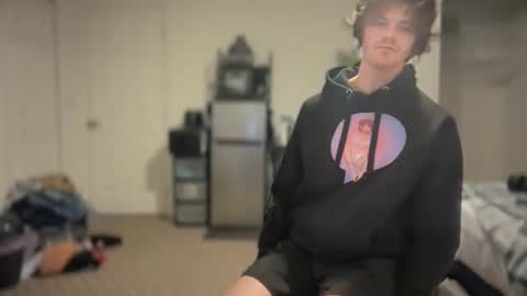 Snapshot of unverifiedbwc chatting on 11.11.25 Stepbro online show from 11.11.25