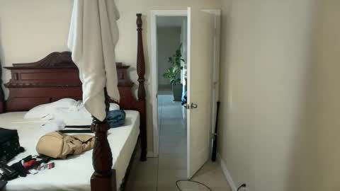 Snapshot of unverifiedbwc chatting on 11.15.25 Stepbro online show from 11.15.25