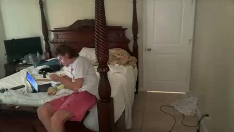 Snapshot of unverifiedbwc chatting on 11.16.25 Stepbro online show from 11.16.25