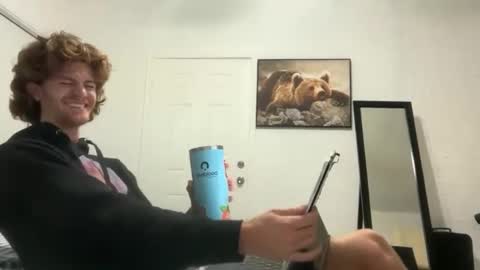 Snapshot of unverifiedbwc chatting on 12.01.25 Stepbro online show from 12.01.25