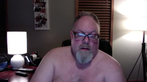 Snapshot of up2later chatting on 02.03.25 up2later online show from 02.03.25