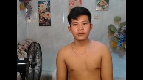 Snapshot of ur_bigcockeziekiel chatting on 05.03.26 ur_bigcockeziekiel online show from 05.03.26