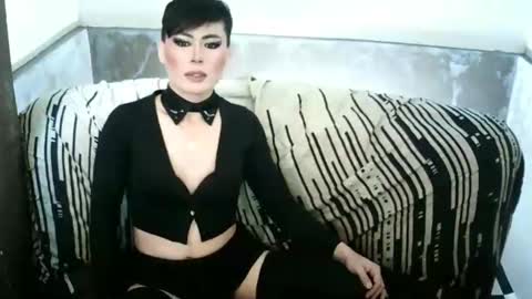 MISS ANNA online show from 03.31.26