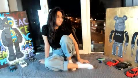 Hello my name is Emilly online show from 09.27.25