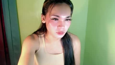 QUEENSY online show from 02.17.25