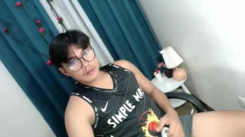 Snapshot of ur_jadelover chatting on 05.26.26 JADE online show from 05.26.26
