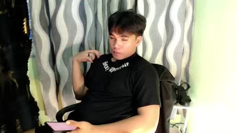 Snapshot of ur_jadelover chatting on 06.16.26 JADE online show from 06.16.26