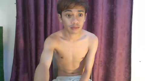 Snapshot of ur_kencumxxx chatting on 12.06.24 Ken online show from 12.06.24