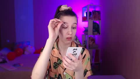 Snapshot of ur_kitty__ chatting on 03.03.25 Lera online show from 03.03.25