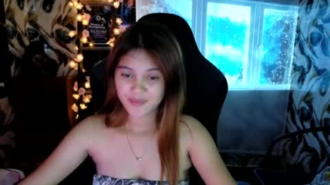 Snapshot of ur_prettyangel chatting on 07.10.26 ur_prettyangel online show from 07.10.26