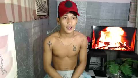 Snapshot of ur_raffy chatting on 02.27.25 ur_raffy online show from 02.27.25