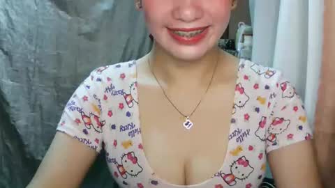 Snapshot of ur_yassy chatting on 05.24.26 ur_yassy online show from 05.24.26
