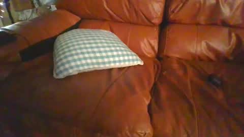 Snapshot of ur_zaddy4now chatting on 02.19.25 ur_zaddy4now online show from 02.19.25