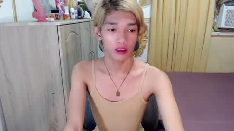Snapshot of urasian_john20 chatting on 06.21.26 urasian_john20 online show from 06.21.26