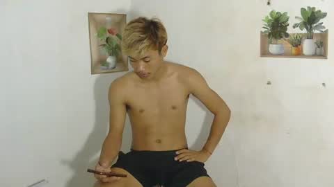 Snapshot of urasian_jomarie chatting on 05.18.26 urasian_jomarie online show from 05.18.26