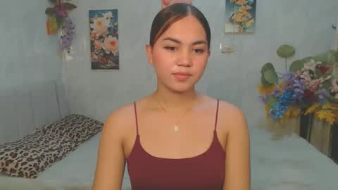 Snapshot of urasian_kat chatting on 05.11.26 urasian_kat online show from 05.11.26
