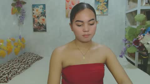 Snapshot of urasian_kat chatting on 05.28.26 urasian_kat online show from 05.28.26