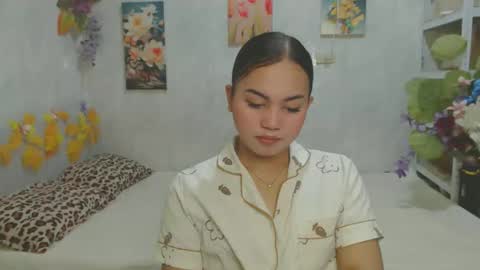 Snapshot of urasian_kat chatting on 05.30.26 urasian_kat online show from 05.30.26