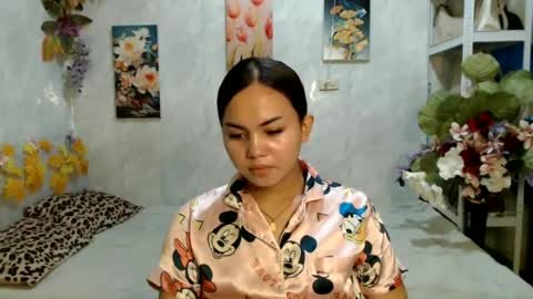 Snapshot of urasian_kat chatting on 06.26.26 urasian_kat online show from 06.26.26
