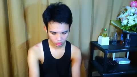 urasiancumboix2 online show from 10.31.25