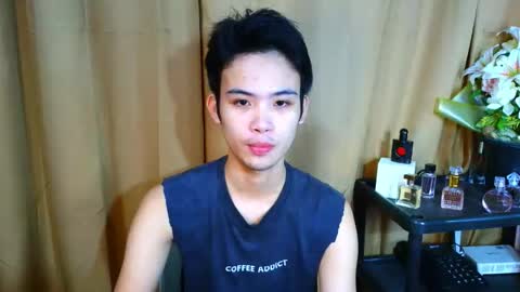 urasiancumboix2 online show from 11.21.25