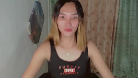 Snapshot of urasianharaxxx chatting on 12.16.24 urasianharaxxx online show from 12.16.24