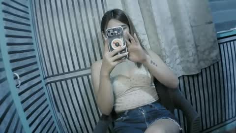 Snapshot of urasianmikayxx chatting on 01.16.25 urasianmikayxx online show from 01.16.25