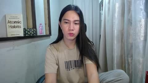 Snapshot of urasiantserika chatting on 02.13.25 Erika online show from 02.13.25