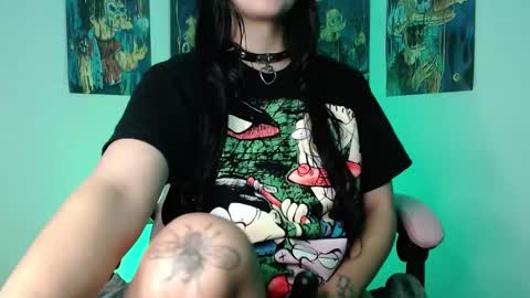 Snapshot of urbaby6irl chatting on 02.15.25 Danielle  online show from 02.15.25