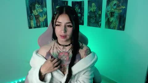 Snapshot of urbaby6irl chatting on 02.22.25 Danielle  online show from 02.22.25
