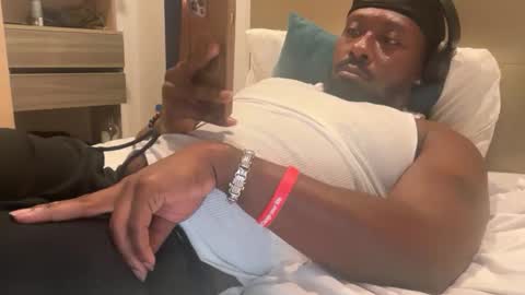 Snapshot of urbandick5 chatting on 03.22.26 urbandick5 online show from 03.22.26