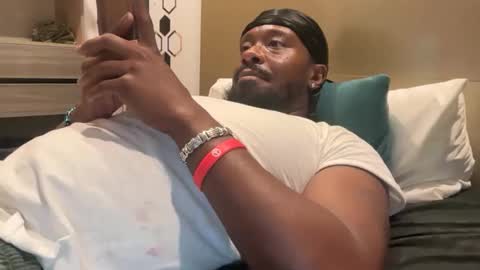 Snapshot of urbandick5 chatting on 03.24.26 urbandick5 online show from 03.24.26