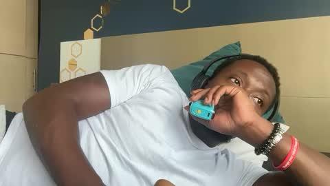 Snapshot of urbandick5 chatting on 04.11.26 urbandick5 online show from 04.11.26