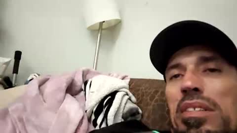 Snapshot of urbaybeesdaddy chatting on 03.03.26 urbaybeesdaddy online show from 03.03.26