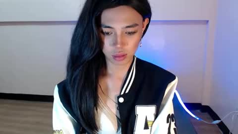 Miss alexa online show from 04.21.26