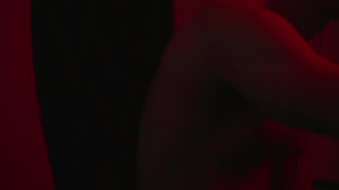 urboytoy_512 online show from 01.05.25