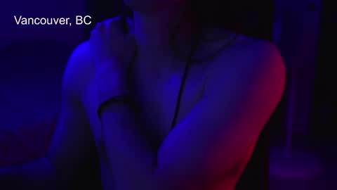 urboytoy_512 online show from 10.14.25