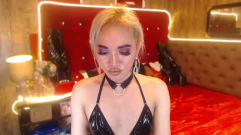 KENDALL online show from 01.17.25