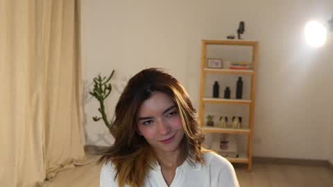 Snapshot of urcutelinda chatting on 12.06.24 Linda Restrepo online show from 12.06.24