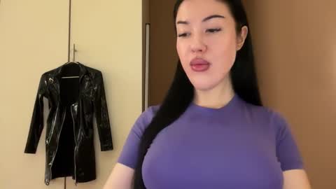 Margo online show from 12.15.25