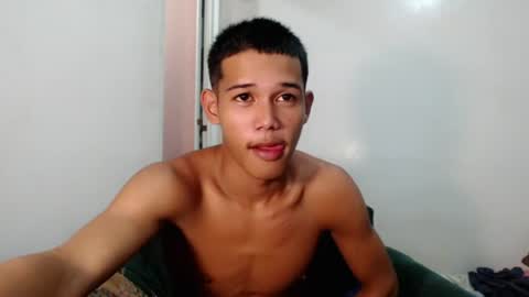 Snapshot of urdreamboy_clarin chatting on 06.27.26 urdreamboy_clarin online show from 06.27.26