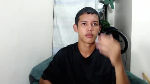 Snapshot of urdreamboy_clarin chatting on 07.22.26 urdreamboy_clarin online show from 07.22.26