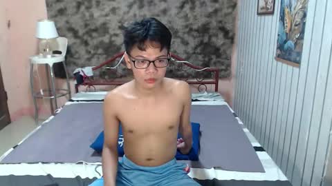 urdreamboy_doms online show from 05.06.26